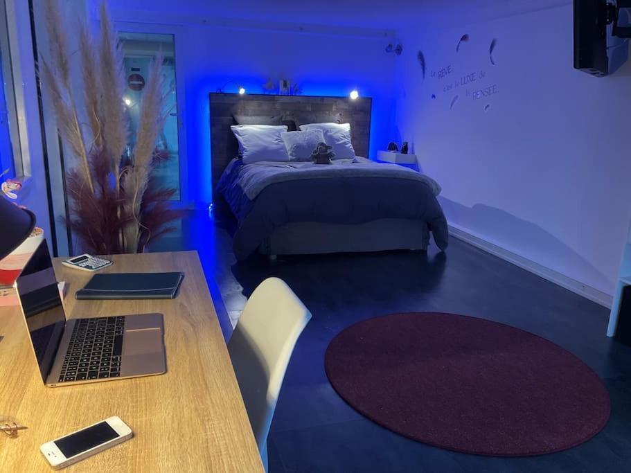 Apartment 4 A 6 Personnes Avec Cuisine Equipee Et Parking Clos Mouroux